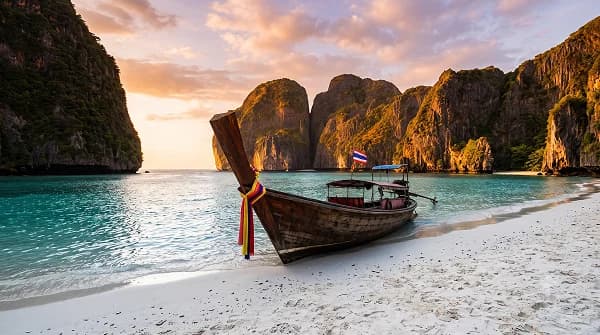 Phi Phi Island Speedboat